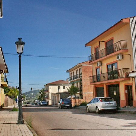 Apartamentos Turisticos Mirayuste Guadalupe  Room photo