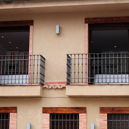 Apartamentos Turisticos Mirayuste Guadalupe  Room photo