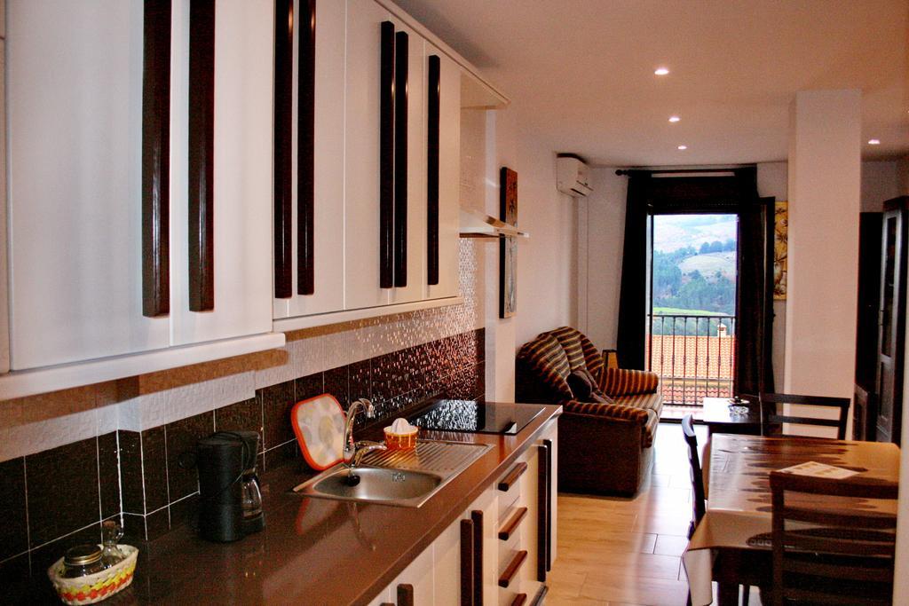 Apartamentos Turisticos Mirayuste Guadalupe  Room photo